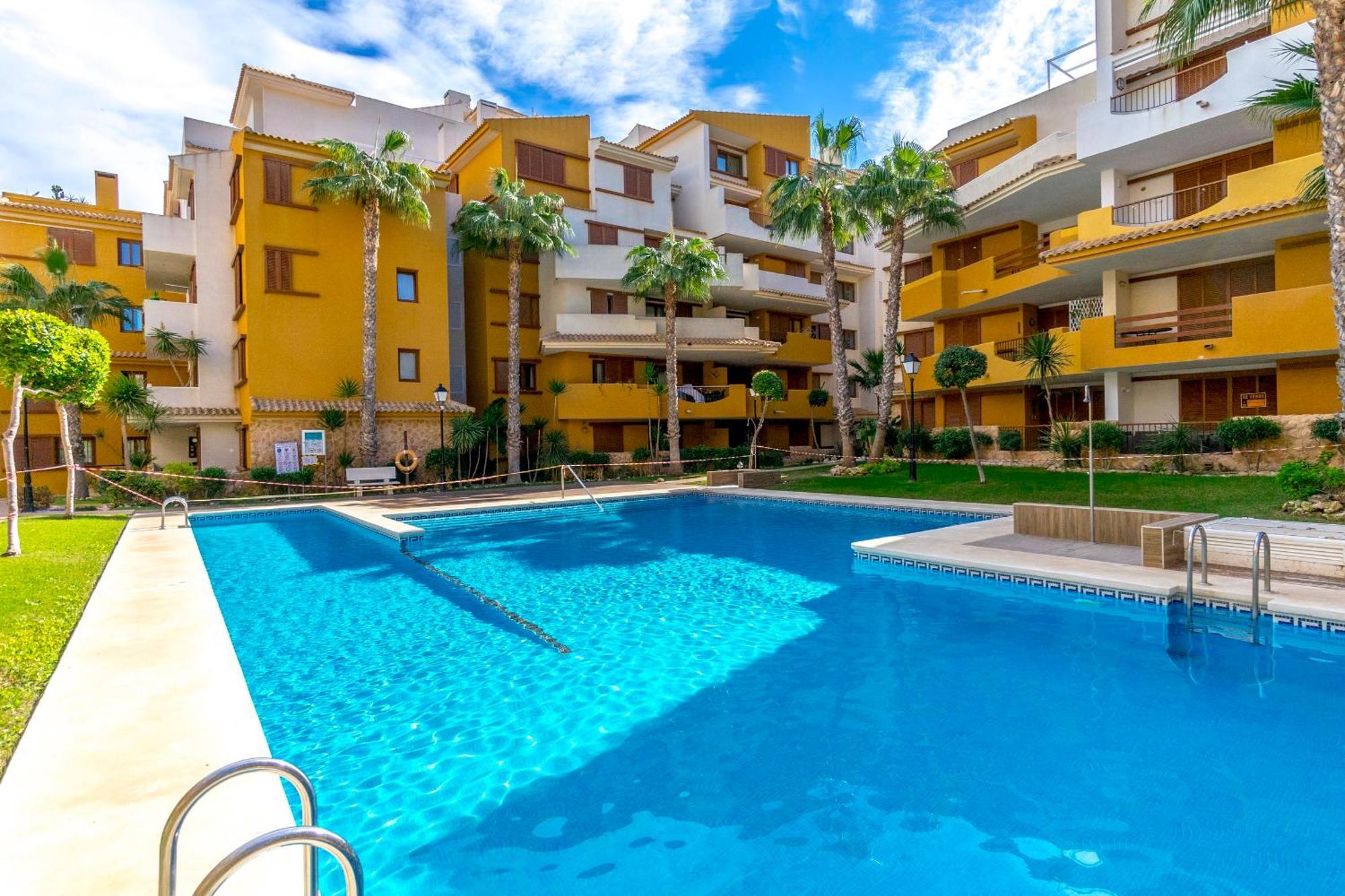 Punta Prima - Sun & Beach & Golf & Bike - Spanish South-Facing Terrace Apartment - La Recoleta - By The Sea Torrevieja Ngoại thất bức ảnh
